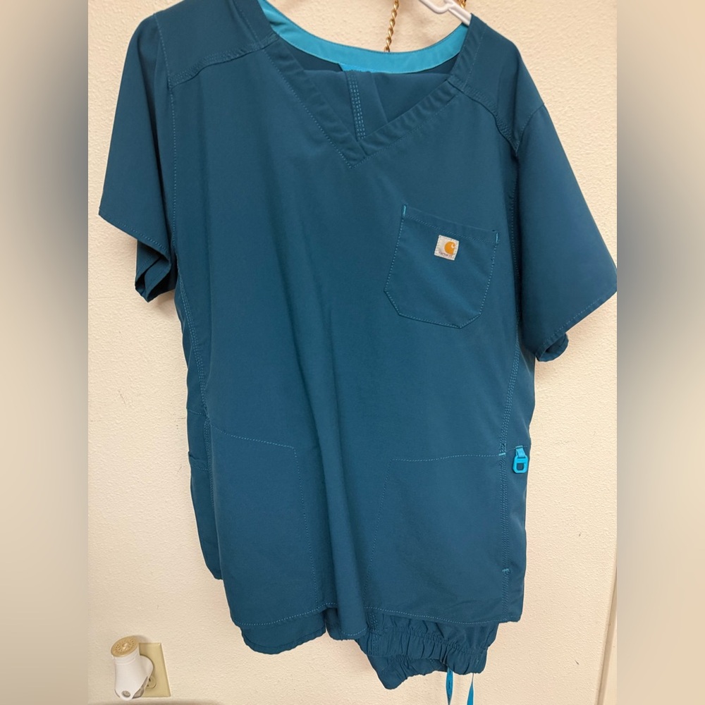 Teal Carhartt jogger scrub set